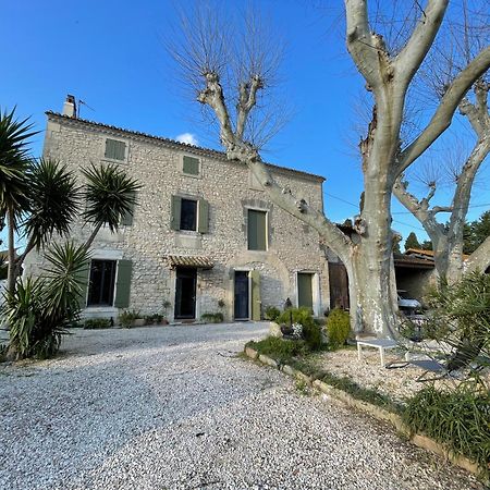 Gite Mas Provencal タラスコン エクステリア 写真